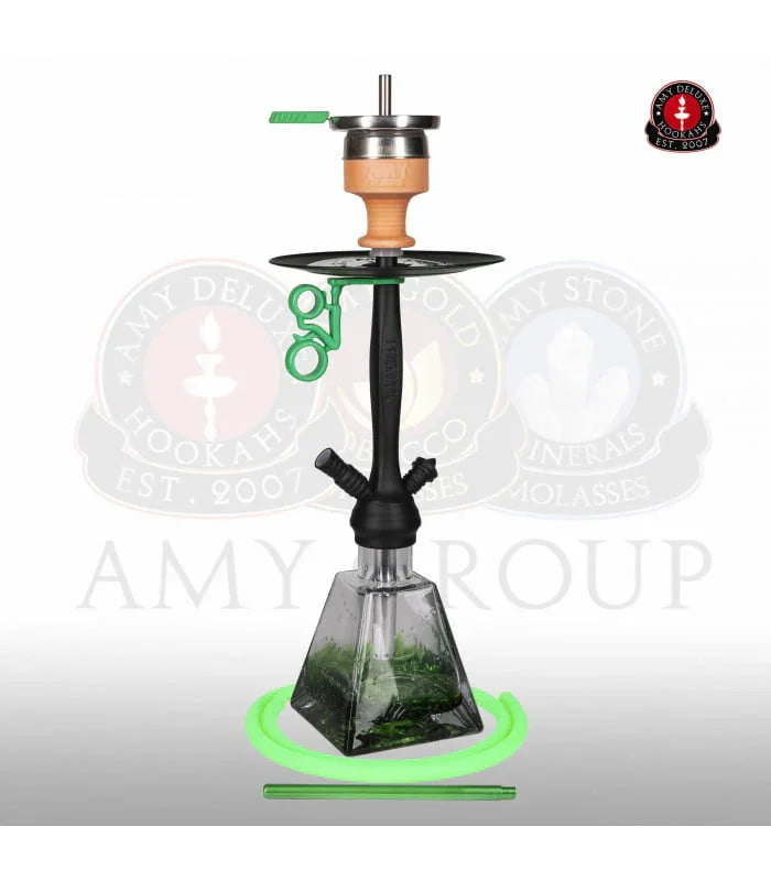 Amy Deluxe 038 I Need You shisha groen glas met RVS kolom 43 cm