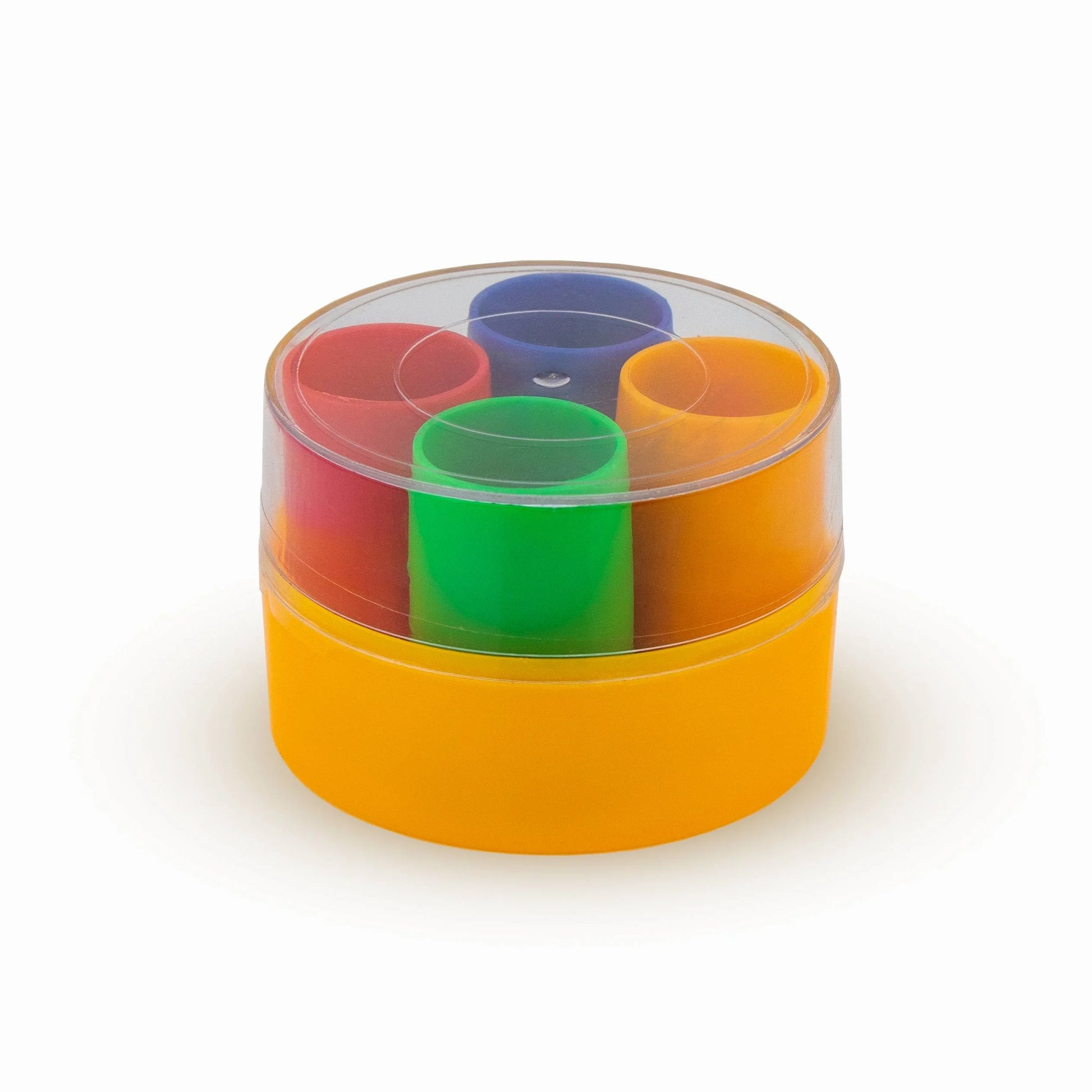 Vier kokers en zestien fiches voor Parchi spel