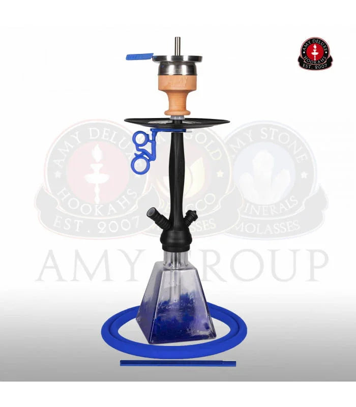 Amy Deluxe 038 I Need You shisha blauw glas met aluminium mondstuk